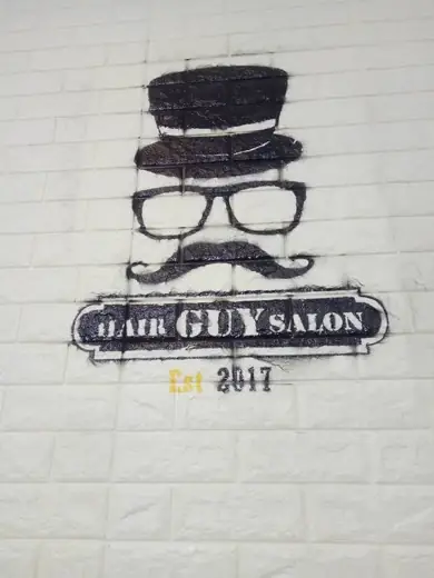 Logo Hair Guy Salon vẽ tay, est 2017